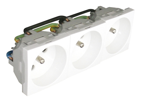 Prise Triple de Courant Française avec Protection - 6 Modules