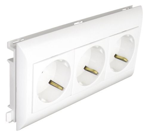 Triple Base Schuko para Canales con Tapa L75 - 6 Módulos